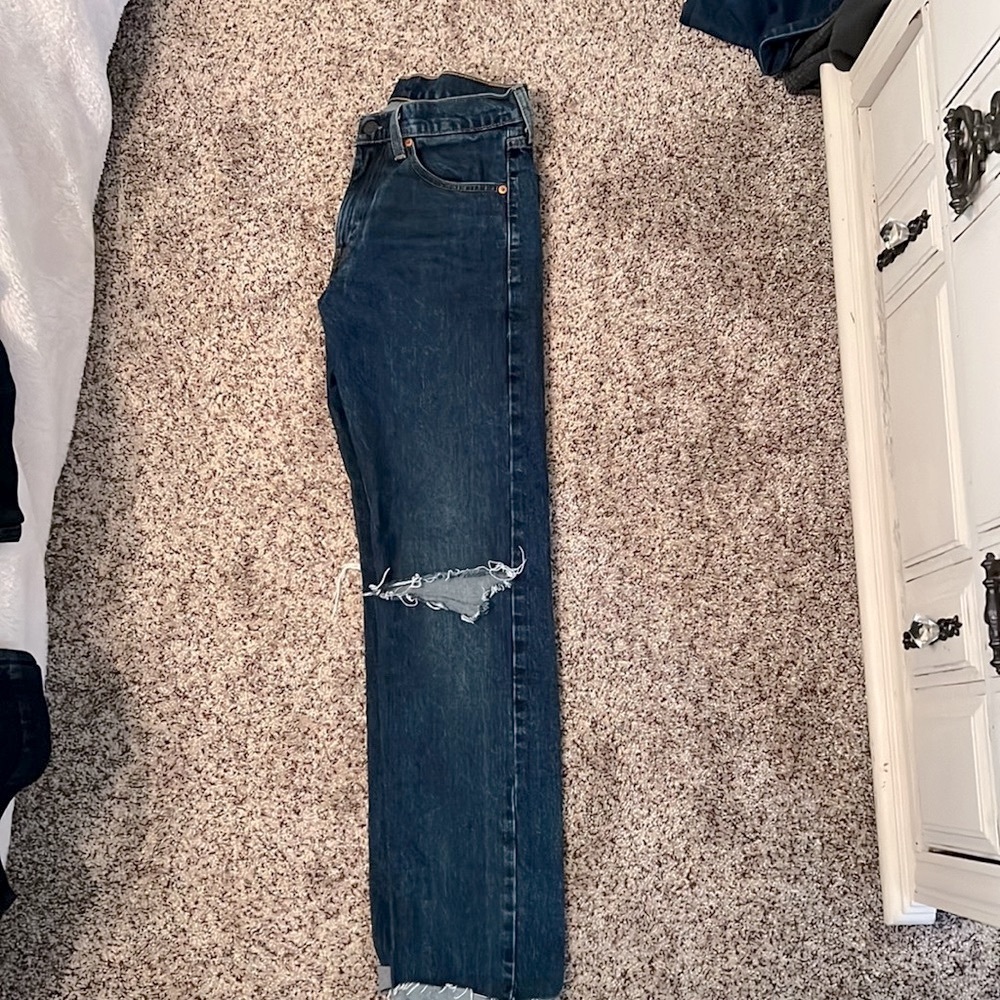 Levi’s - Picture 4 of 7